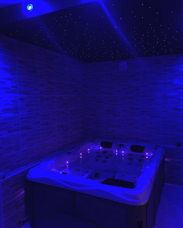 Appartement Spa Gingko, N1 Valenciennes, Wifi, Netflix Aulnoy-lez-Valenciennes 外观 照片